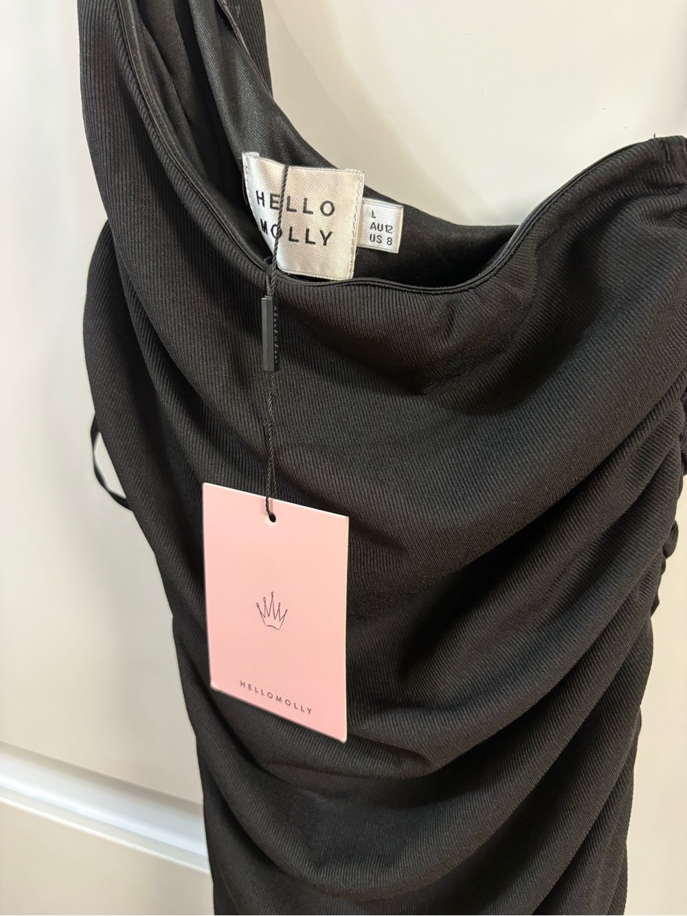 Hello Molly Black One-Shoulder Ruched Mini Dress - Picture 4 of 8